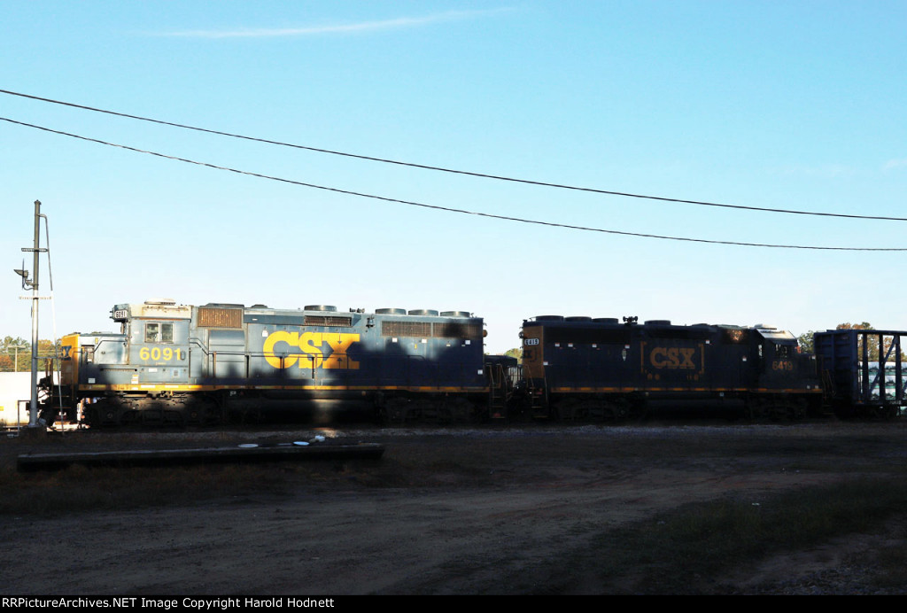 CSX 6091 & 6419 are likely yesterday's L617, tied up outside the yard office